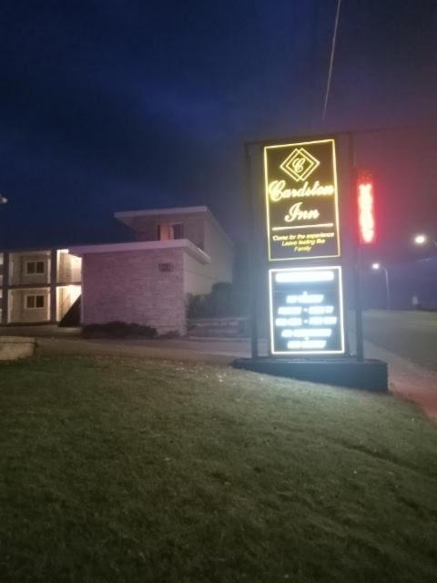 Cardston Inn Exterior photo